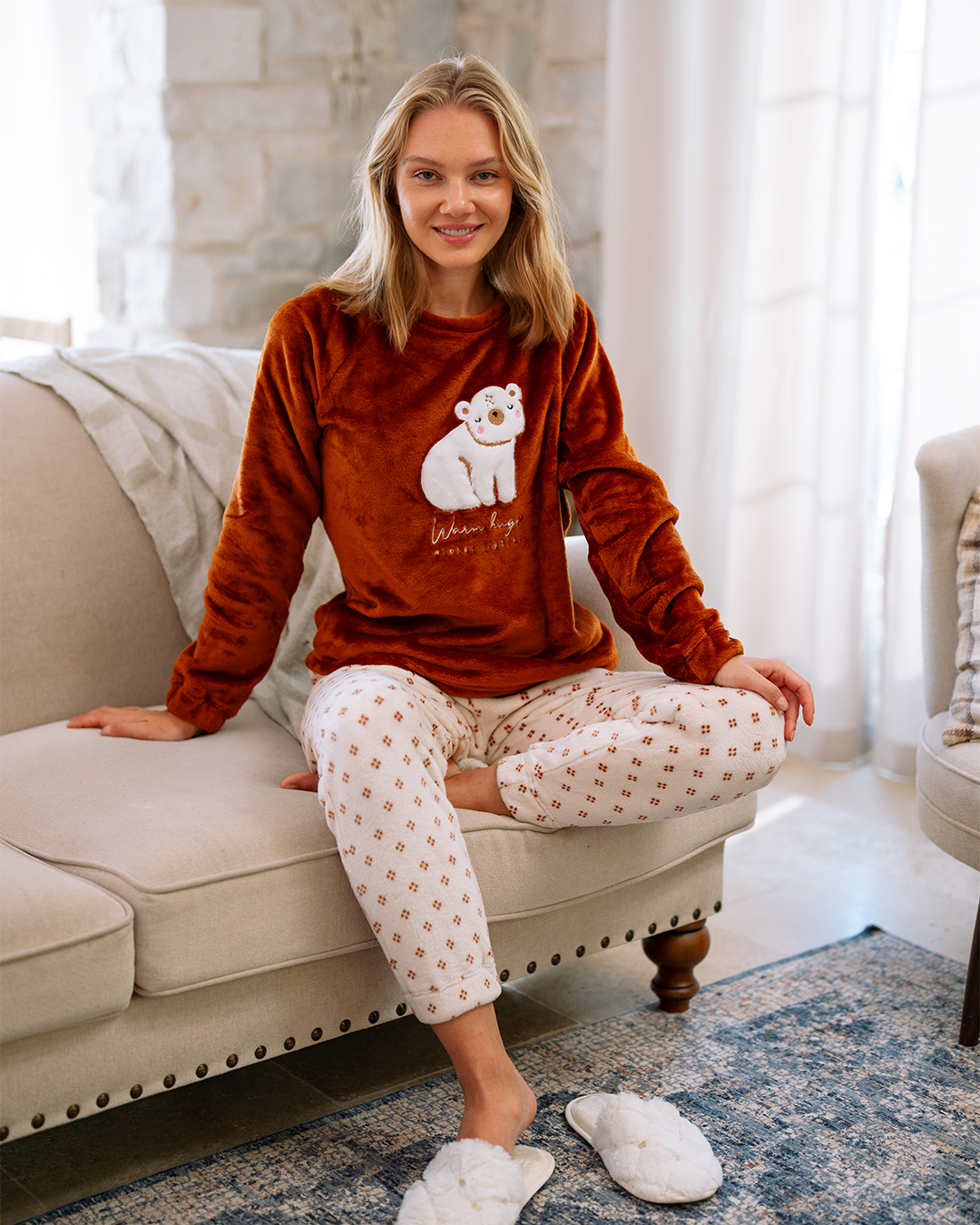 بيجاما بولار احضان الدافئه