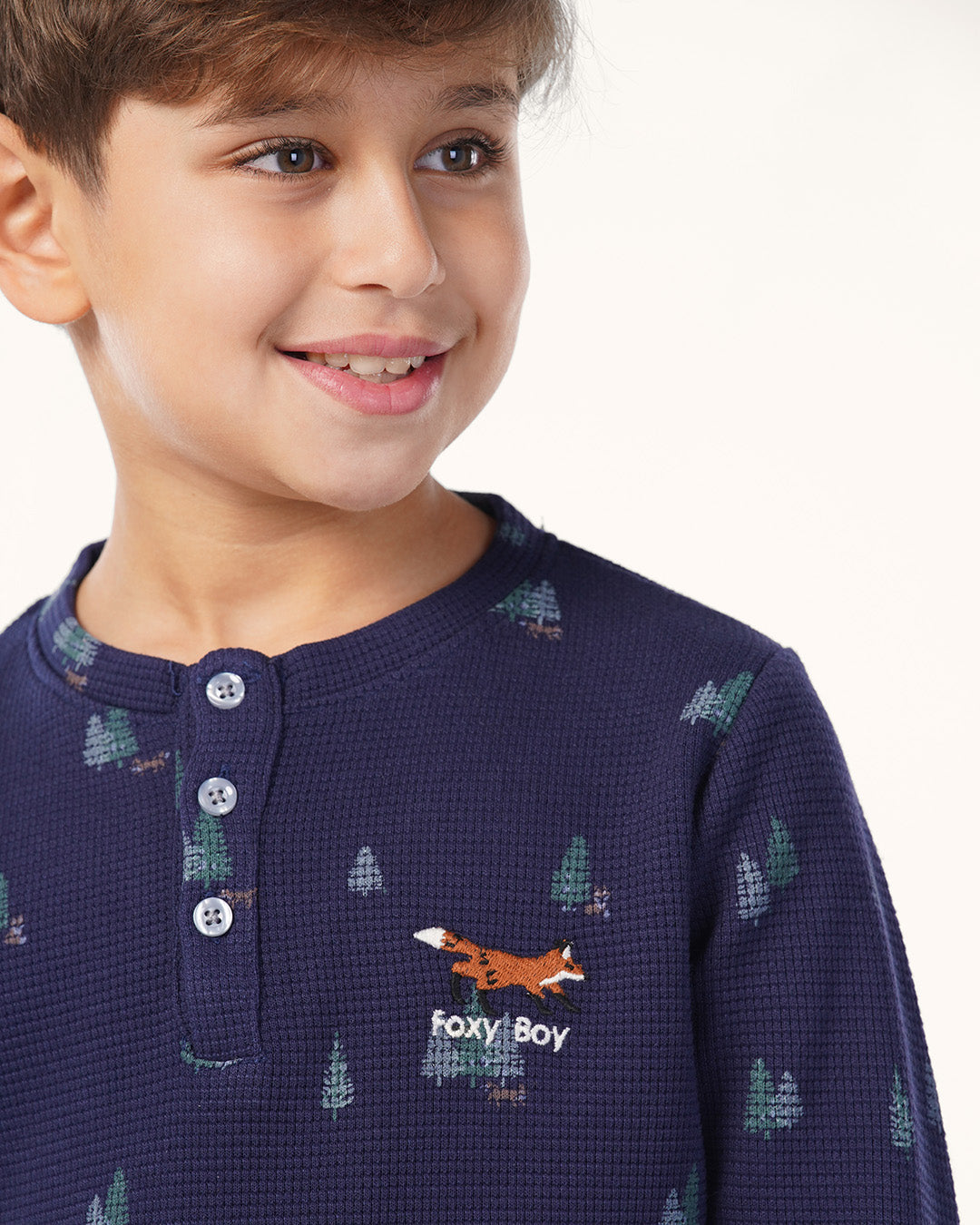 بيجاما بزراير أشجار الكريسماس