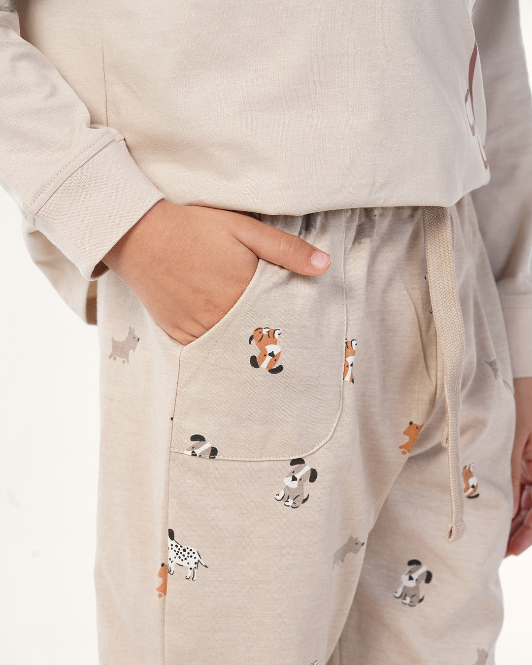 بيجاما بنطلون و توب  كًم رجلان طويل جراء صغيره