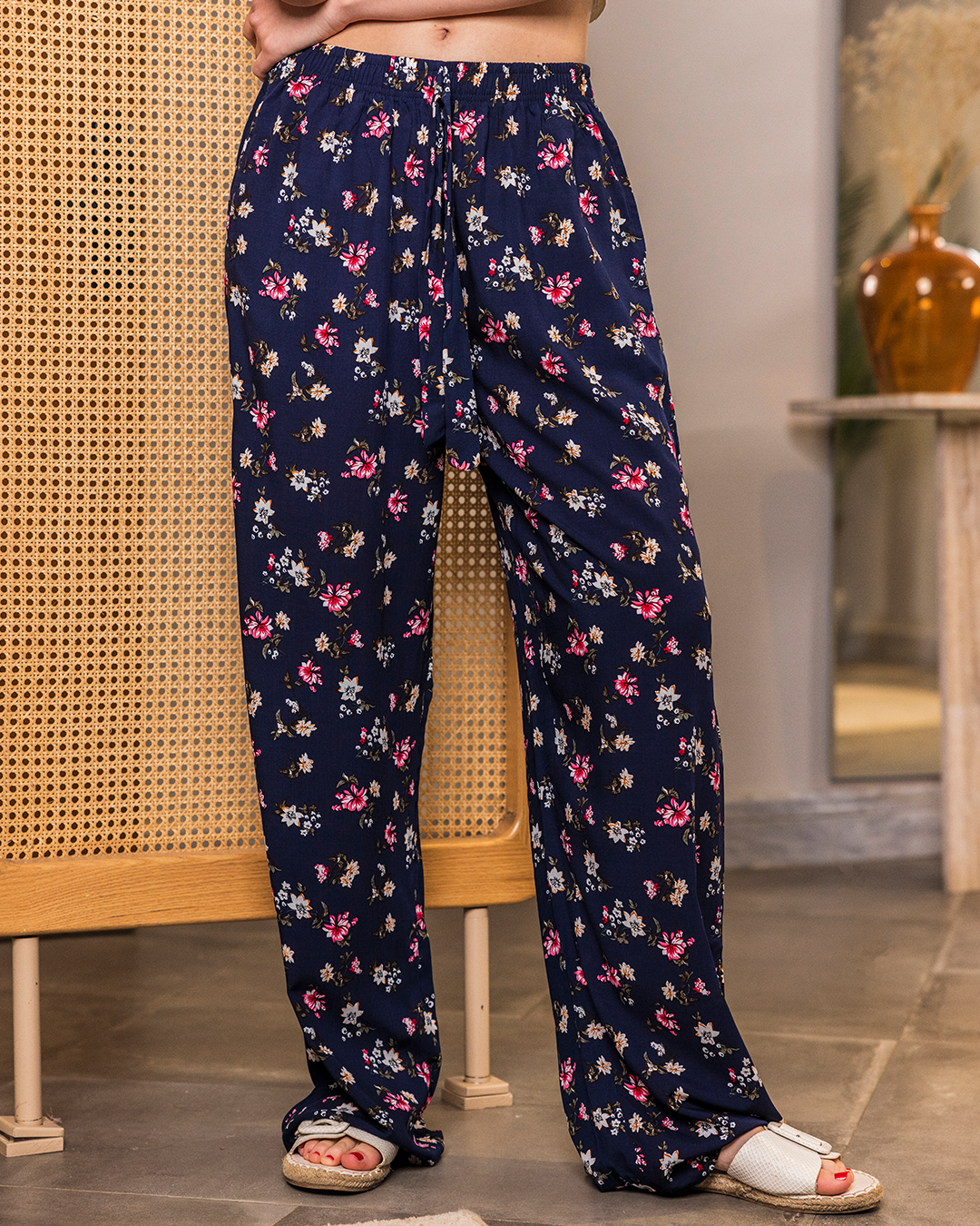 بنطلون فسكوز حريمي  ورد