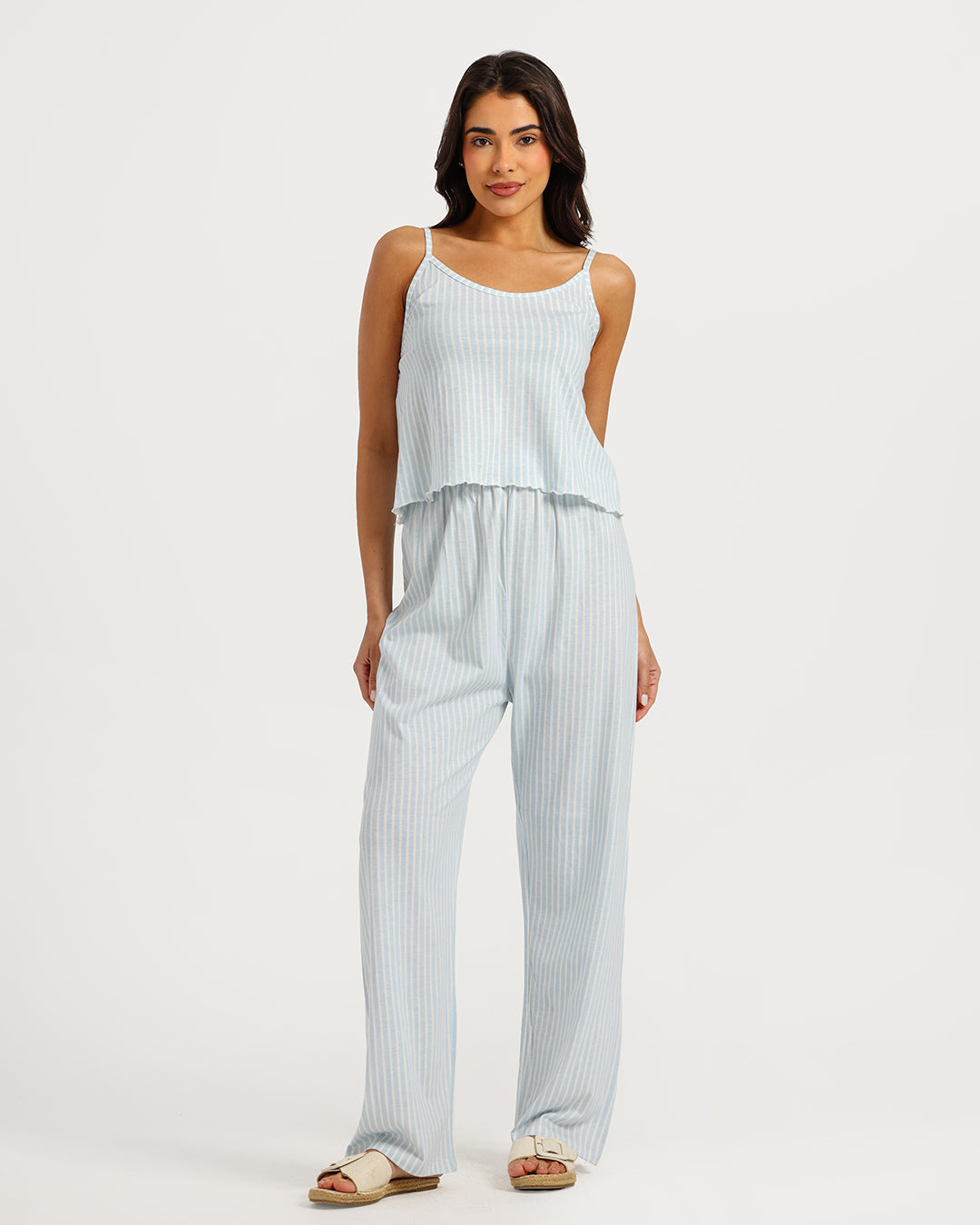 بيجامة حريمي بدون كم مع بنطلون