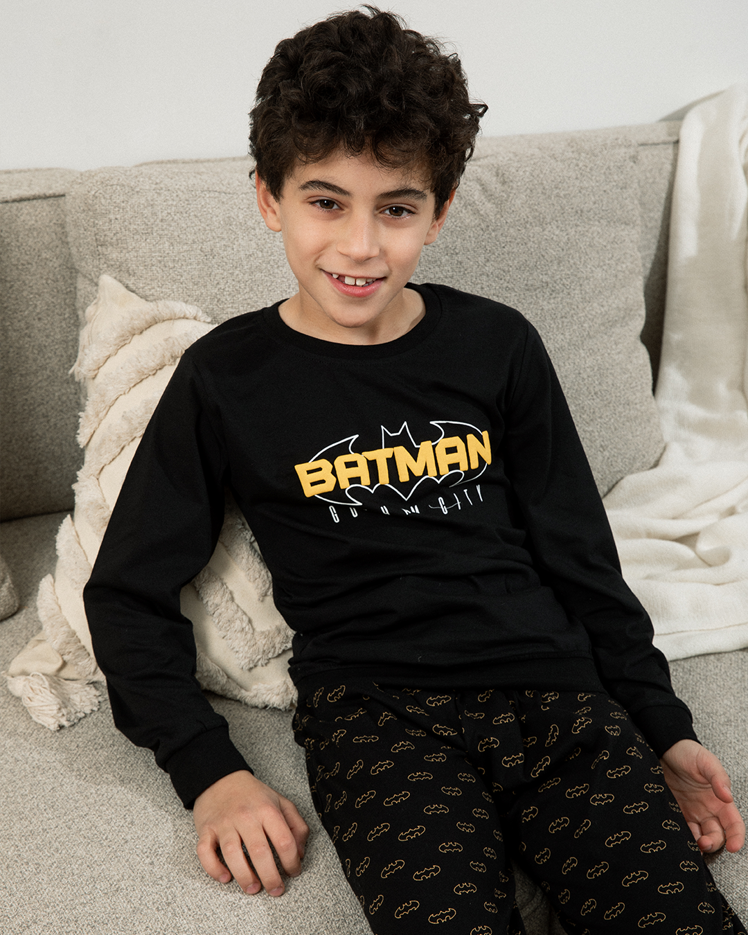 Batman Gotham cityبيجاما أولادي كُم طويل
