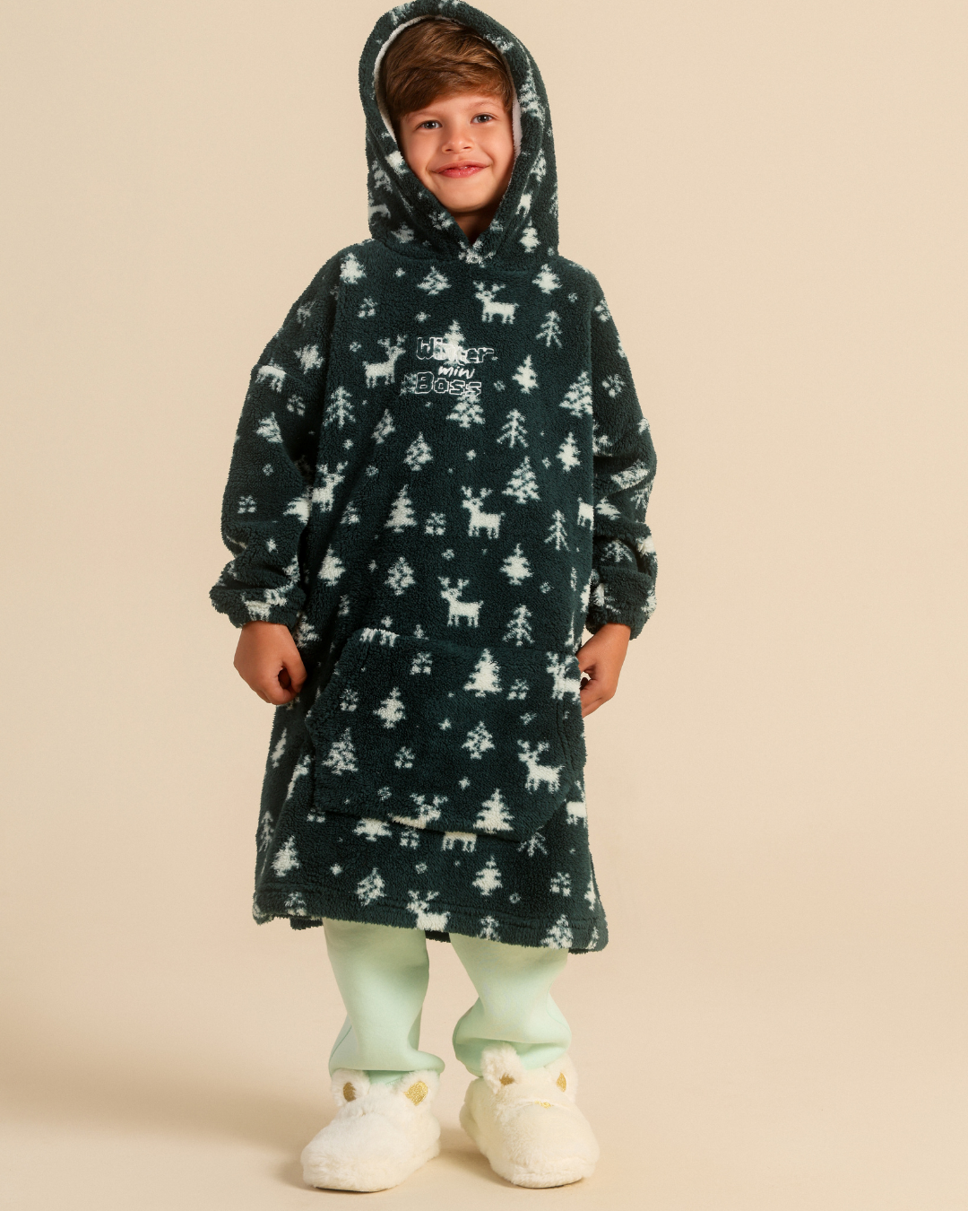 Pixeled winter forest Boys Wearable blanket