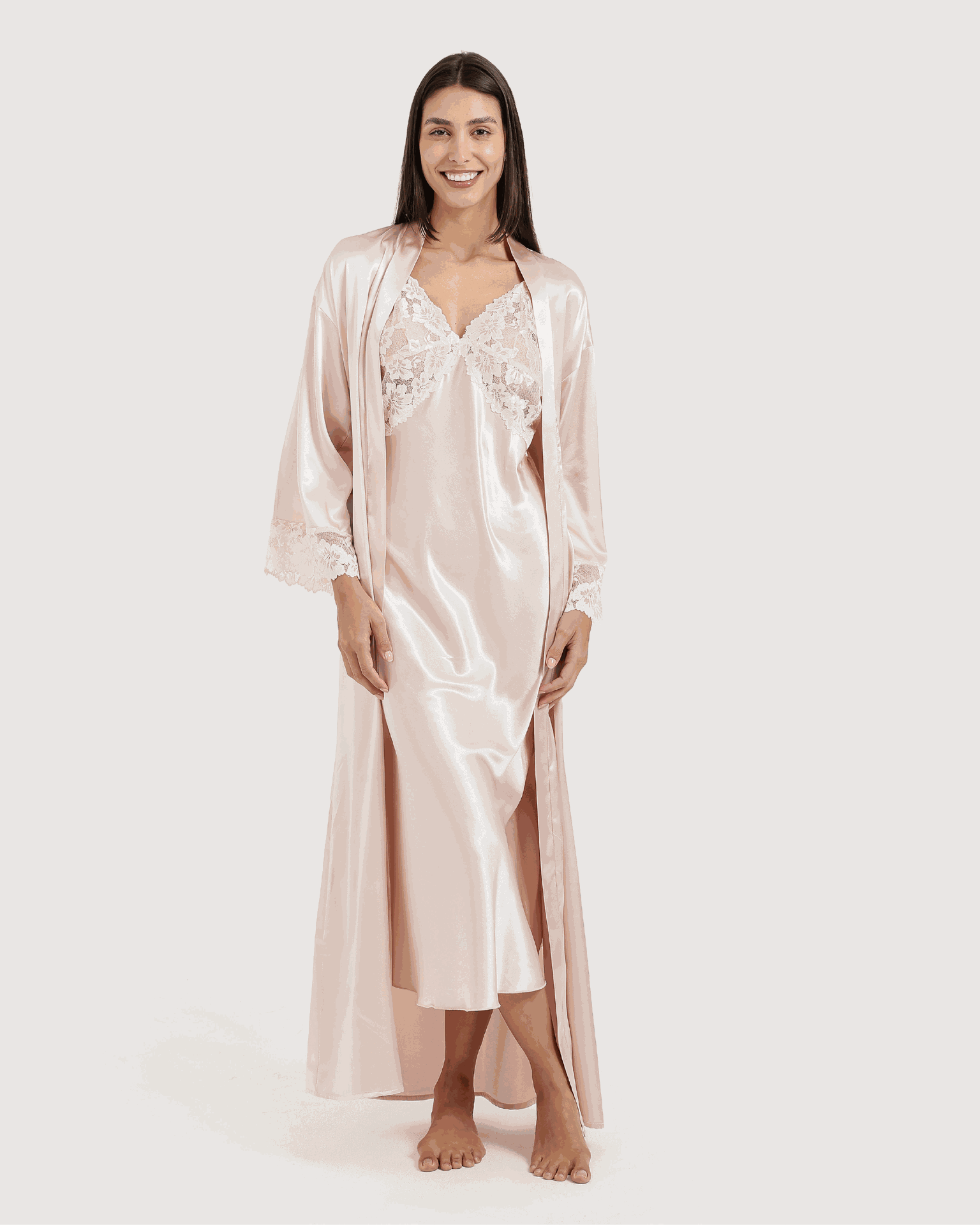 طقم ستان قميص طويل و روب