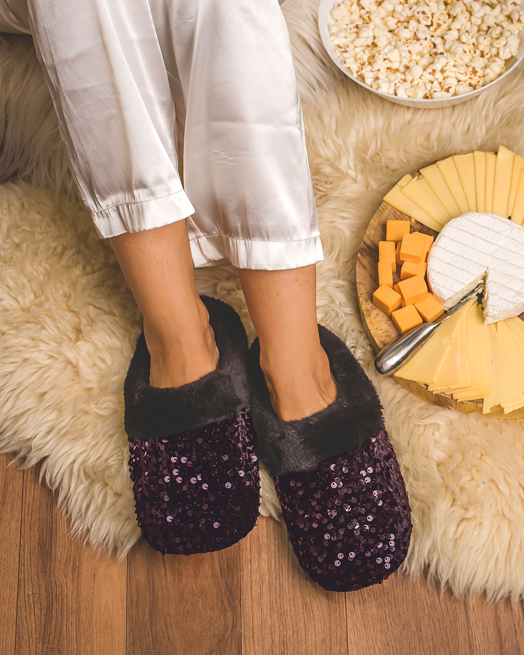 sparkly pink sequin women's slippers