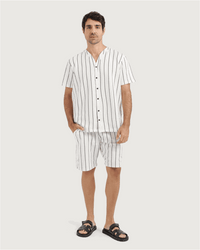 بيجاما رجالى بخامة أنيقة وخطوط مموجة لمظهر عصري ومريح