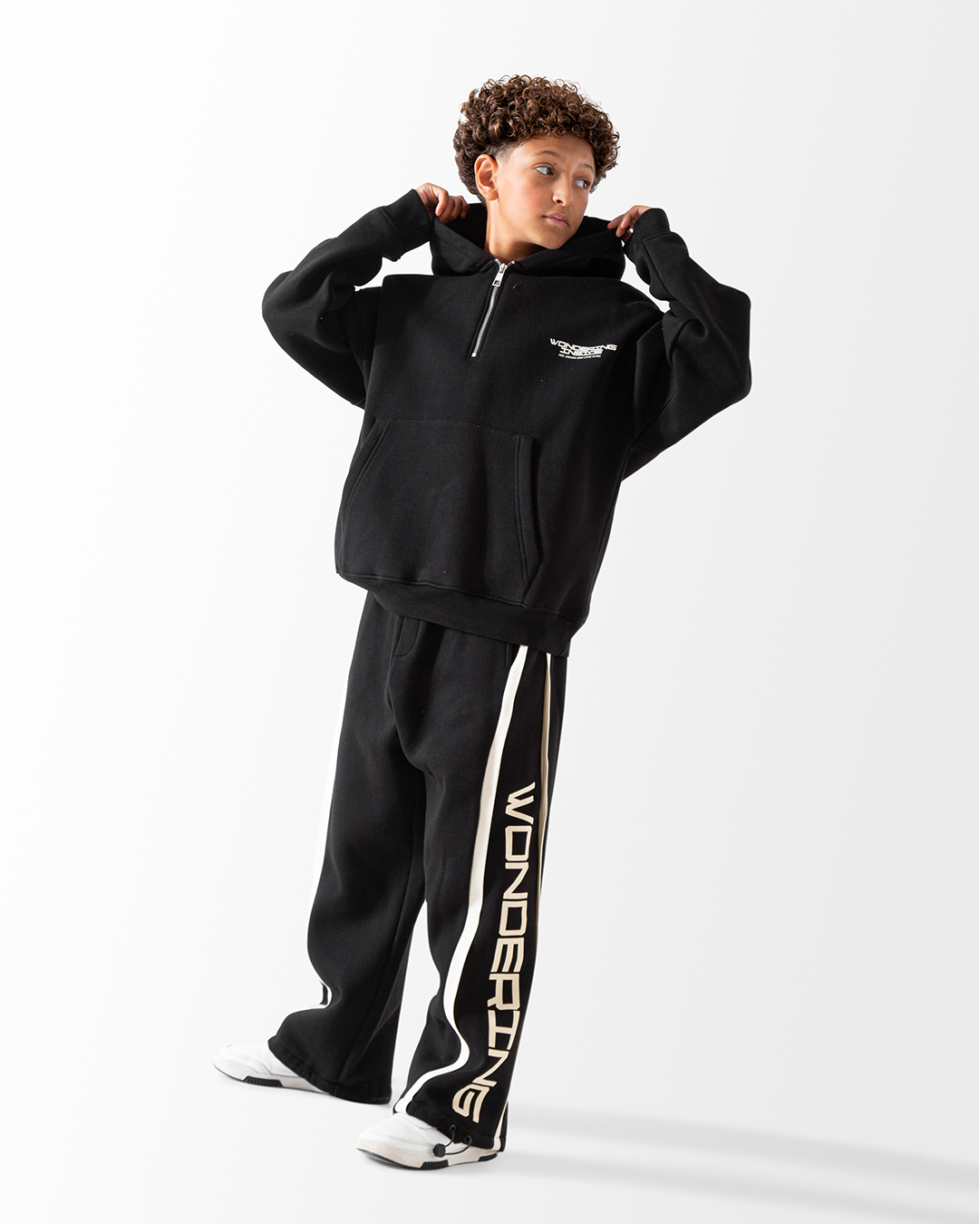 Wondering time بيجاما اولادي