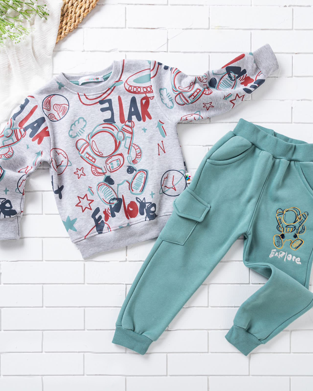 explore بيجامه اولادي