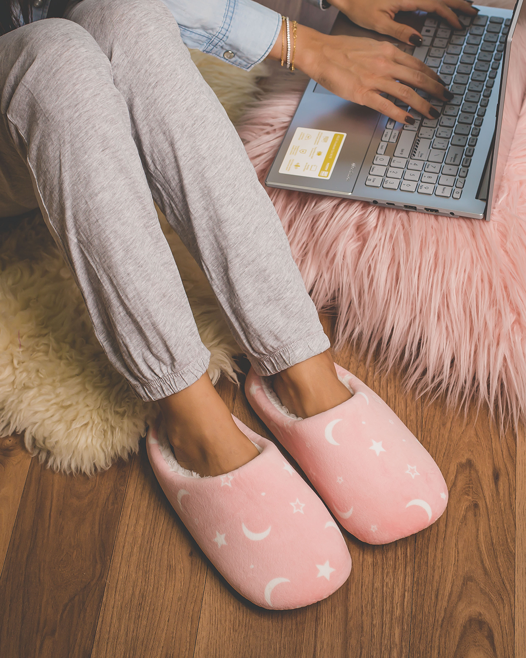 Nighty pink women's slippers