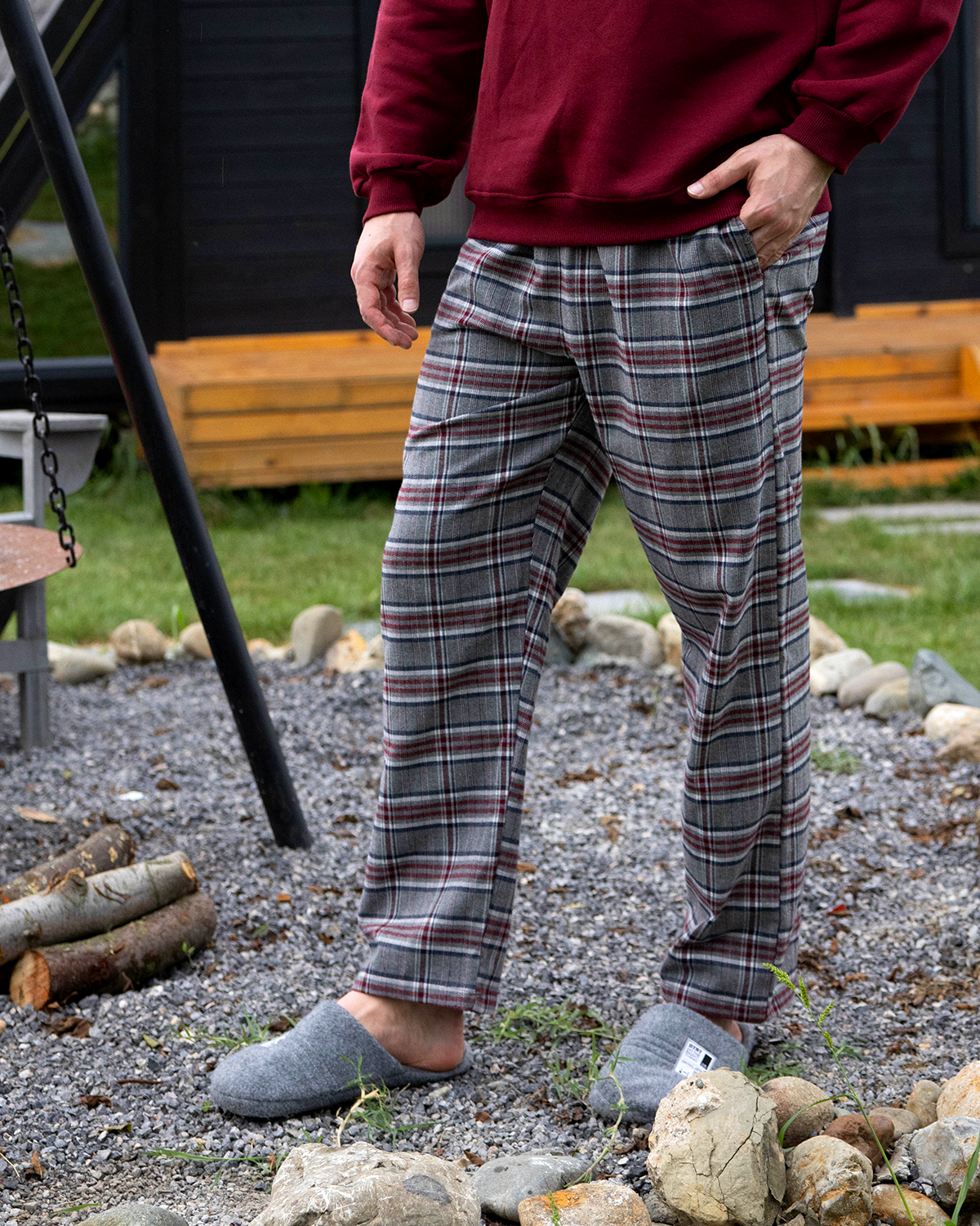 Men's checkered trousers