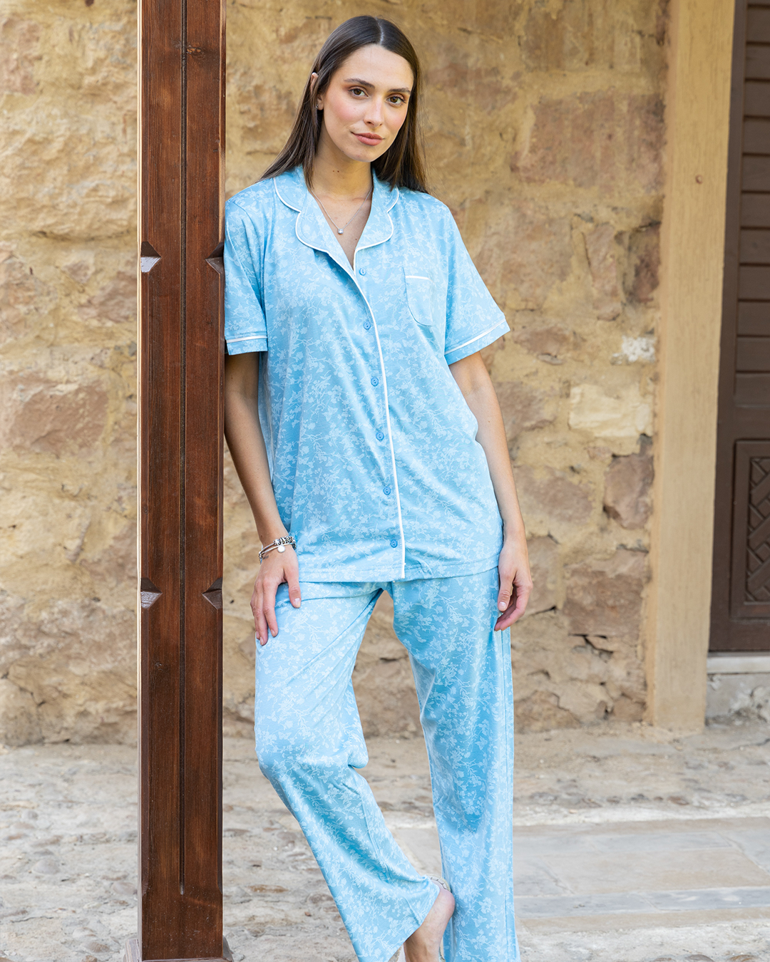 Women's classic pajamas with butterflies print pants