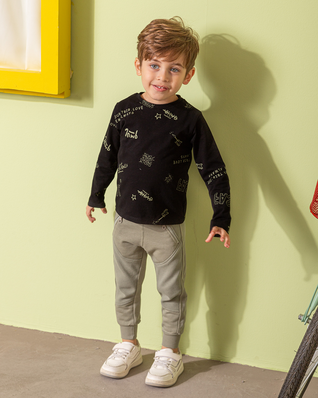 Rock And Roll بيجامه اولادي وسط خريفي