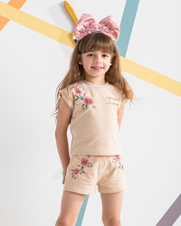 Girls' pajama set and shorts printed with flowers