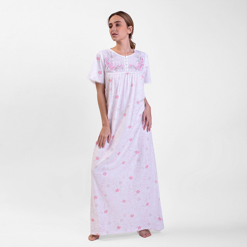 قميص نص كم بزراير ودانتيل علي الصدر (سيلا)