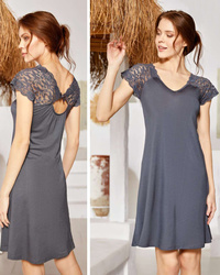 نايت شيرت حريمي ساده نص كم بضهر دانتيل