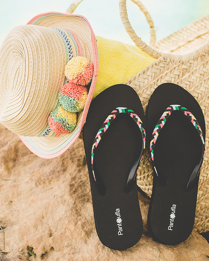 Cool Black Women's Slipper