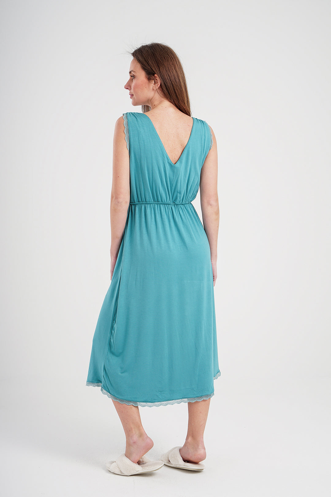 نايت شيرت حريمي بدانتيل مودال ليكرا