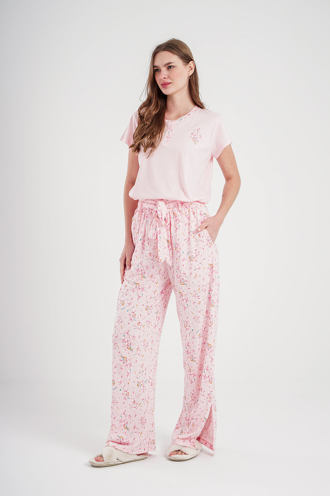 بيجاما حريمي بنطلون مودال مطبوع ورد