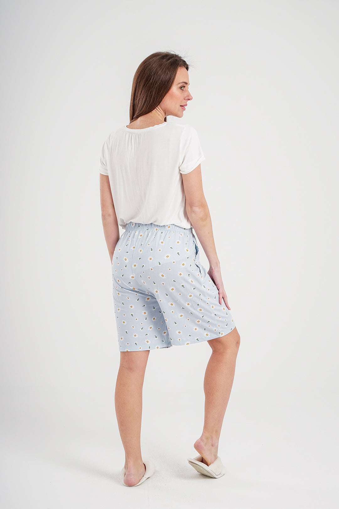 sun flowerبيجاما شورت حريمي فسكوز