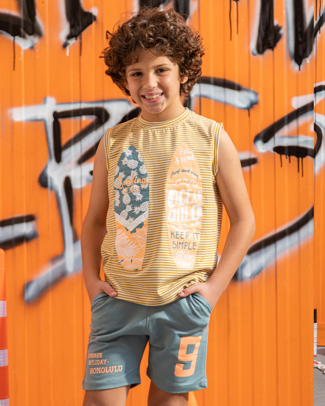 surfing hello بيجامه اولادي