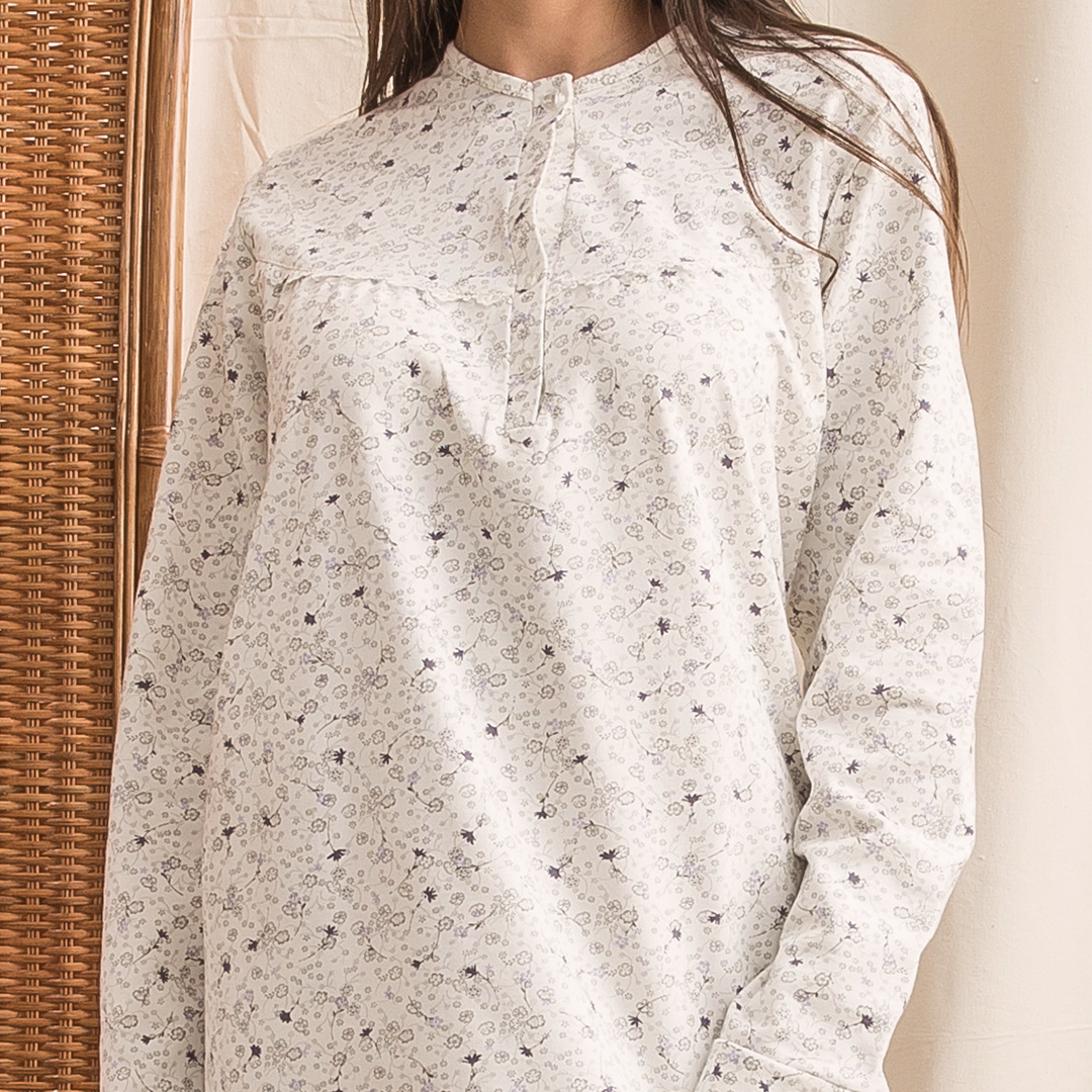 قميص نوم مشجر بسفره