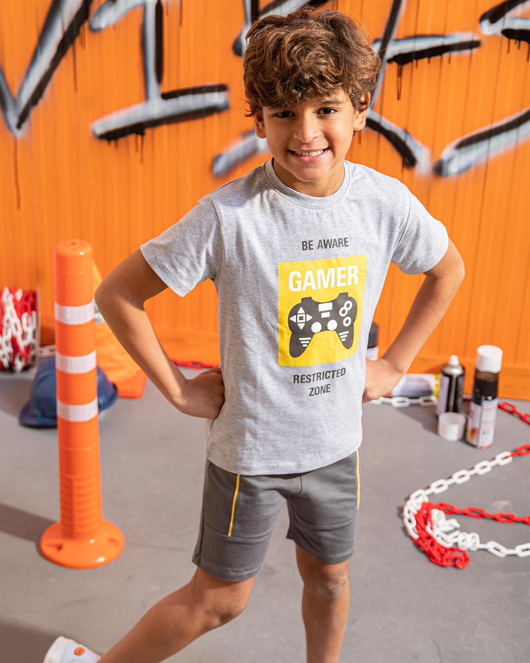 be aware gamer بيجامه اولادي