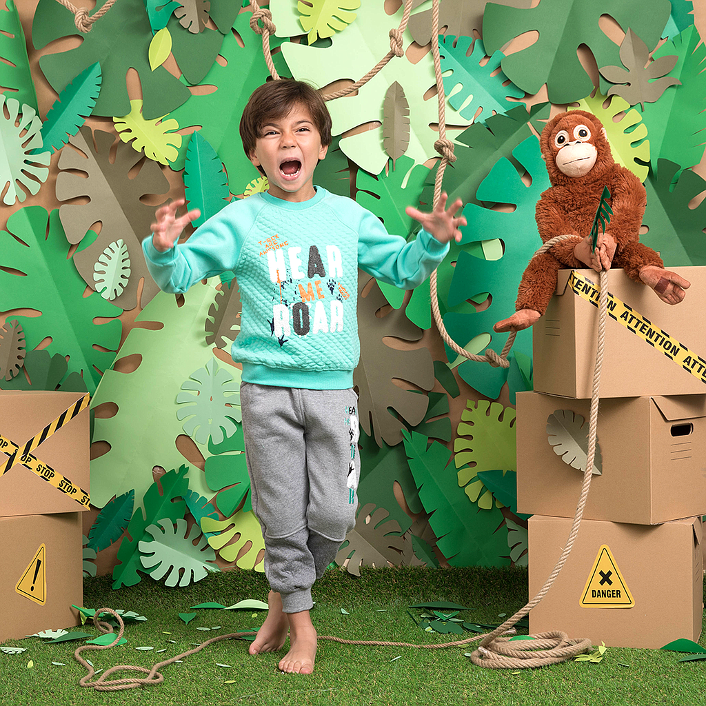 HEAR ROAR بيجاما اولادي