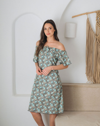 Women's shirt with half sleeves, short sleeves, flowers