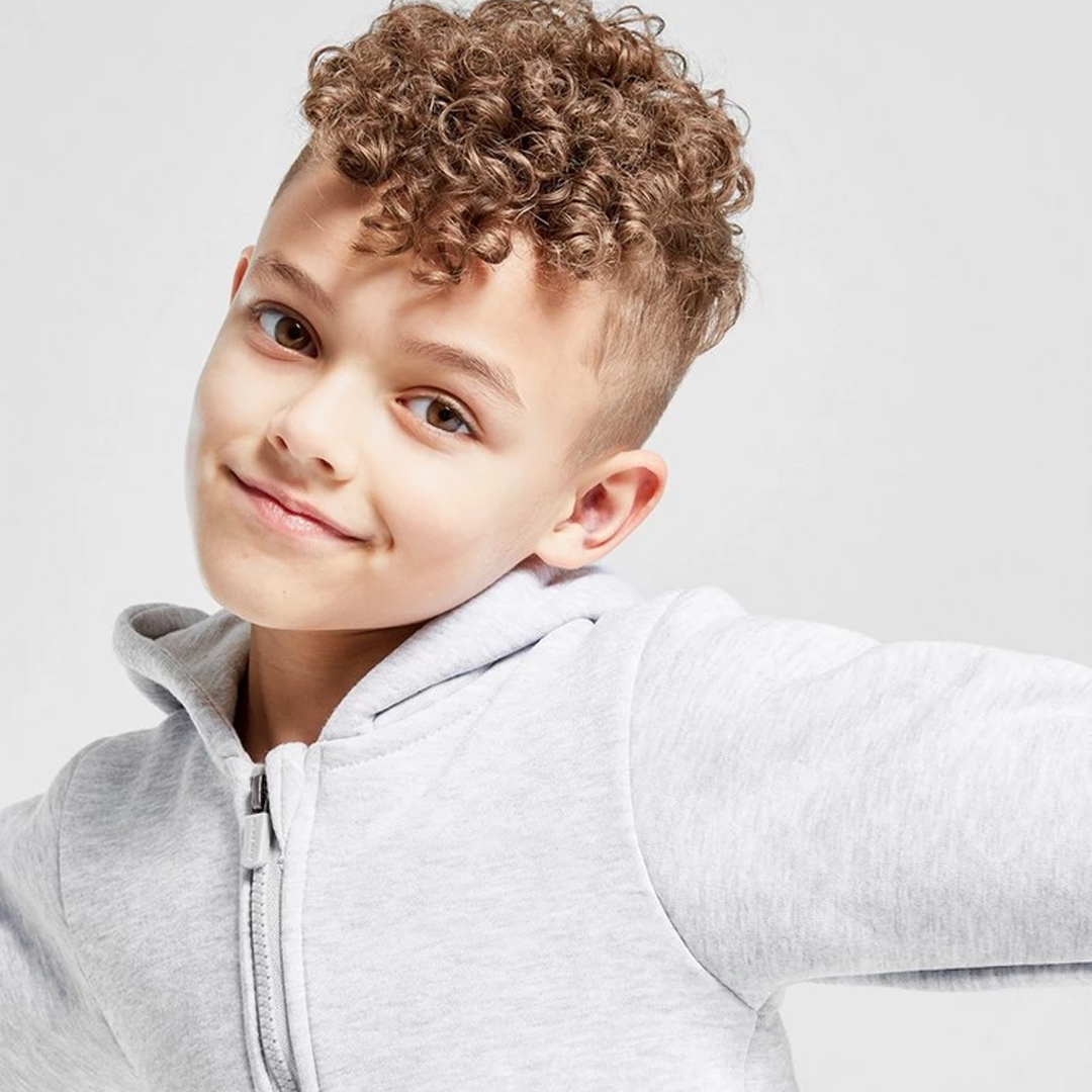 سويت شيرت بسوستة وكابشون تو اس