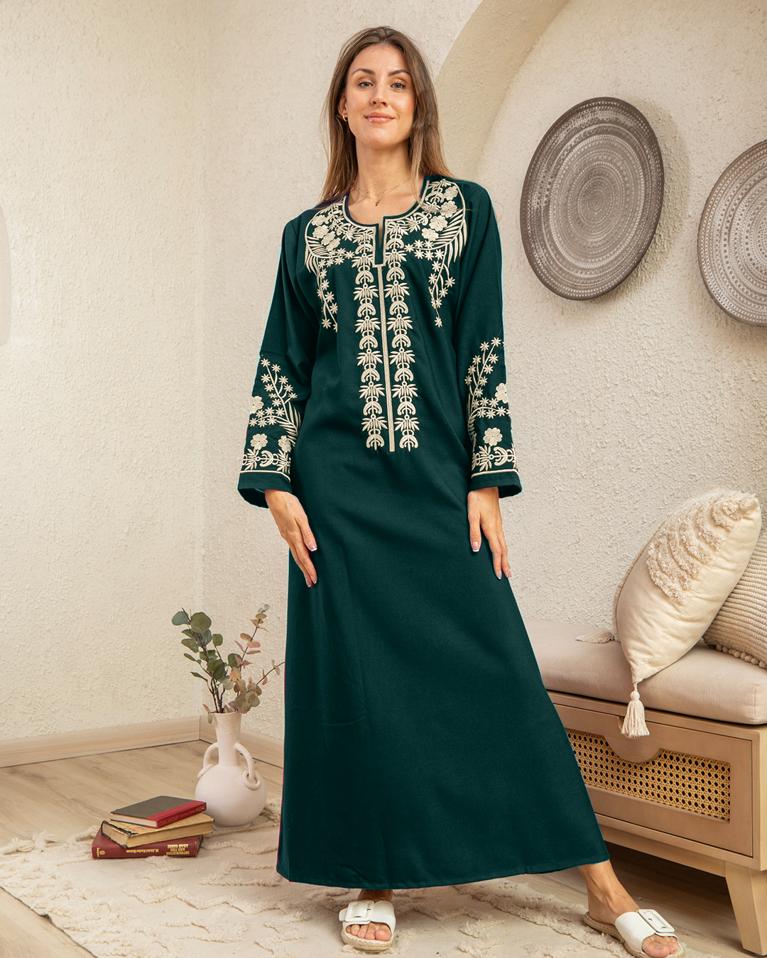 قميص كتان ساده مطرز