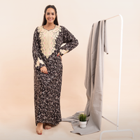 Viscose shirt with 1 sleeve embroidered floral