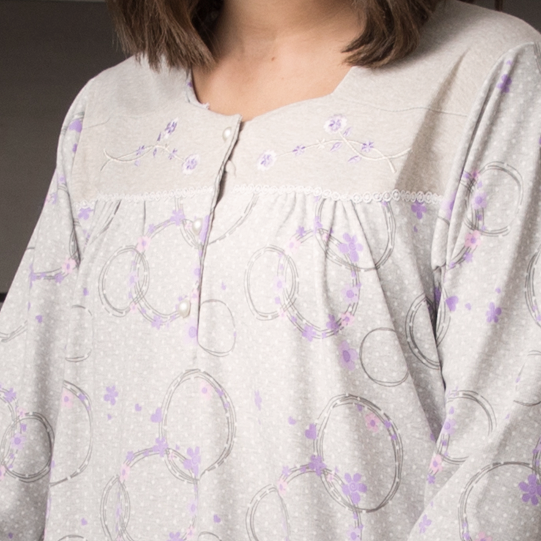 قميص بسفره بزراير