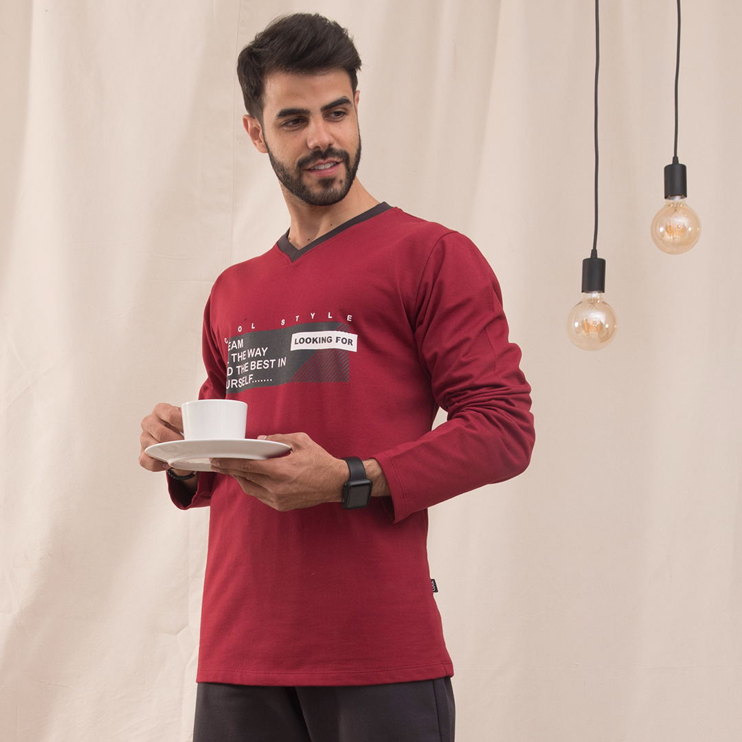 LOOKING FOR V بيجاما رجالي