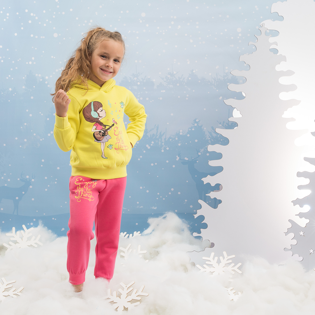 طقم بناتي كابيشو انجوي