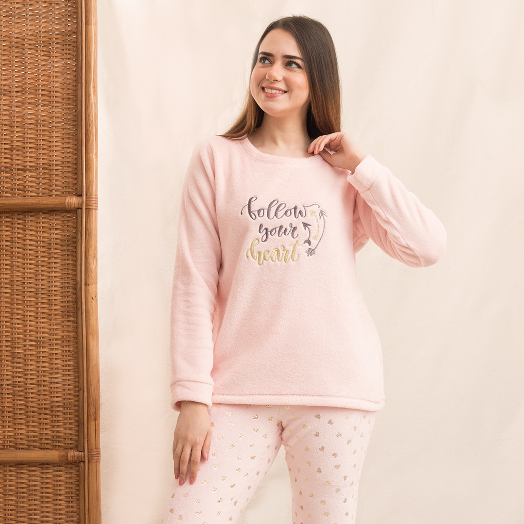 Follow your heart بيجاما حريمي بولار