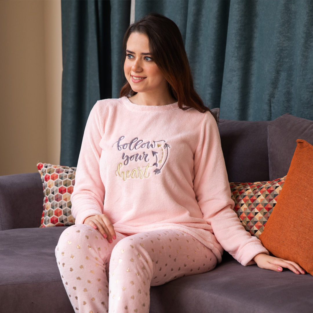 Follow your heart بيجاما حريمي بولار