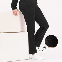 Plain women's pants lined with fur