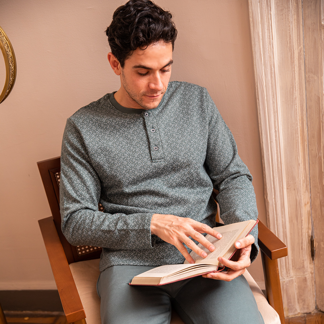 Dotted print men's pajamas