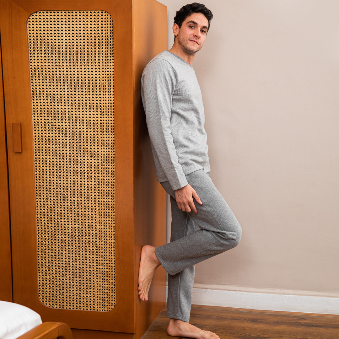 Striped V Men's Pajamas 