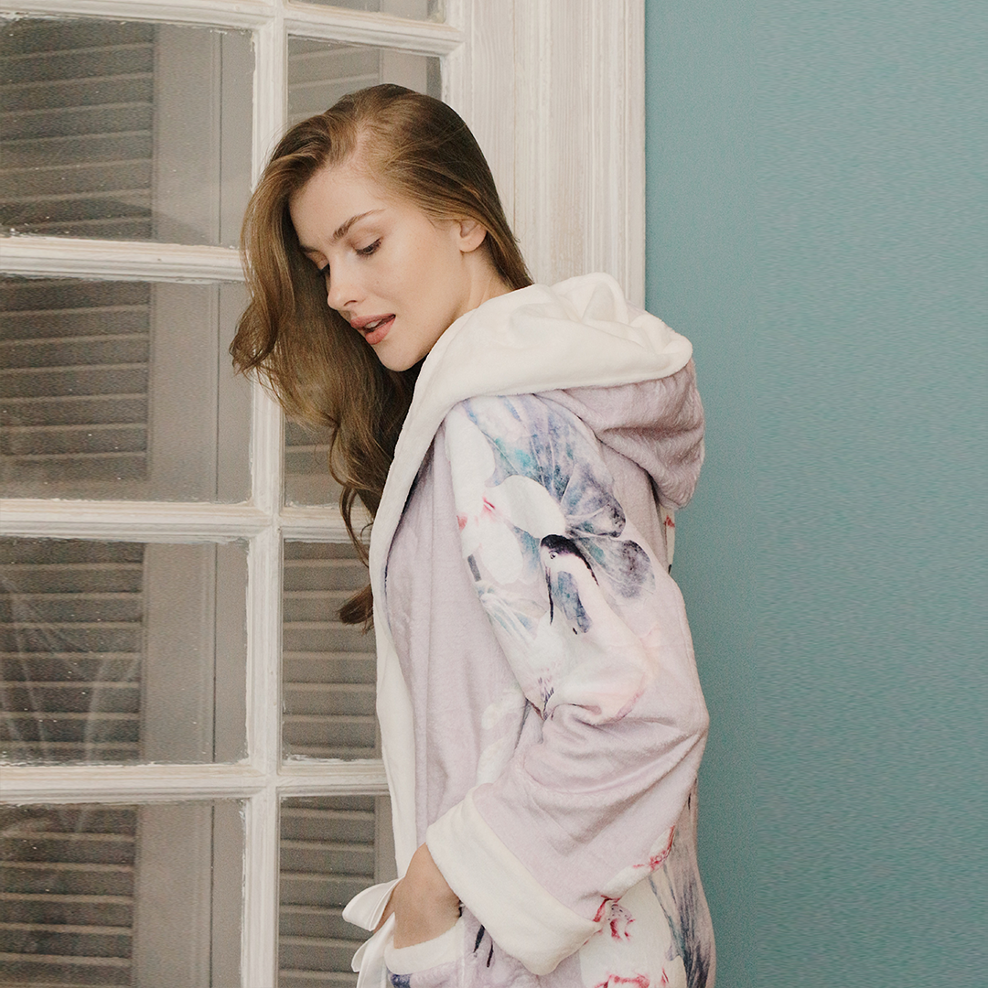 Long capisho robe, mauve pink