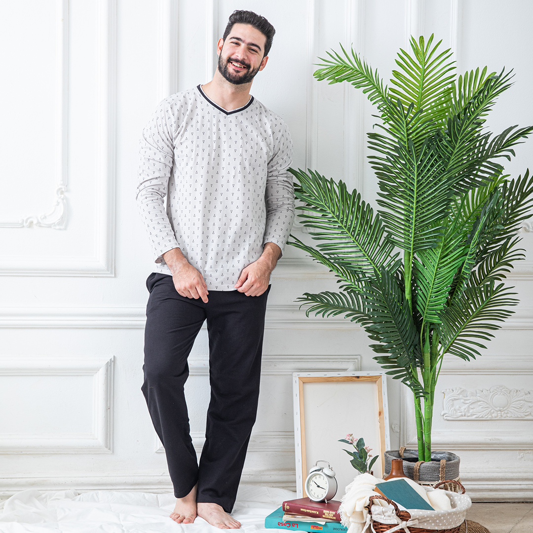 Triangle pajamas with sleeves for men