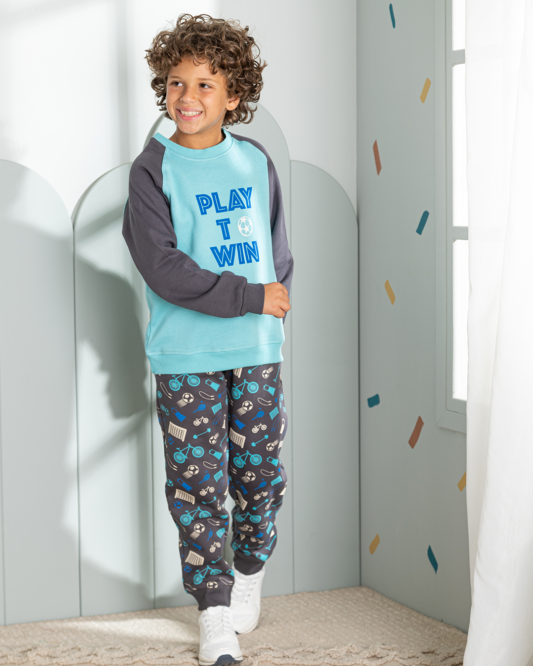 Sporty طقم اولادي مطبوع