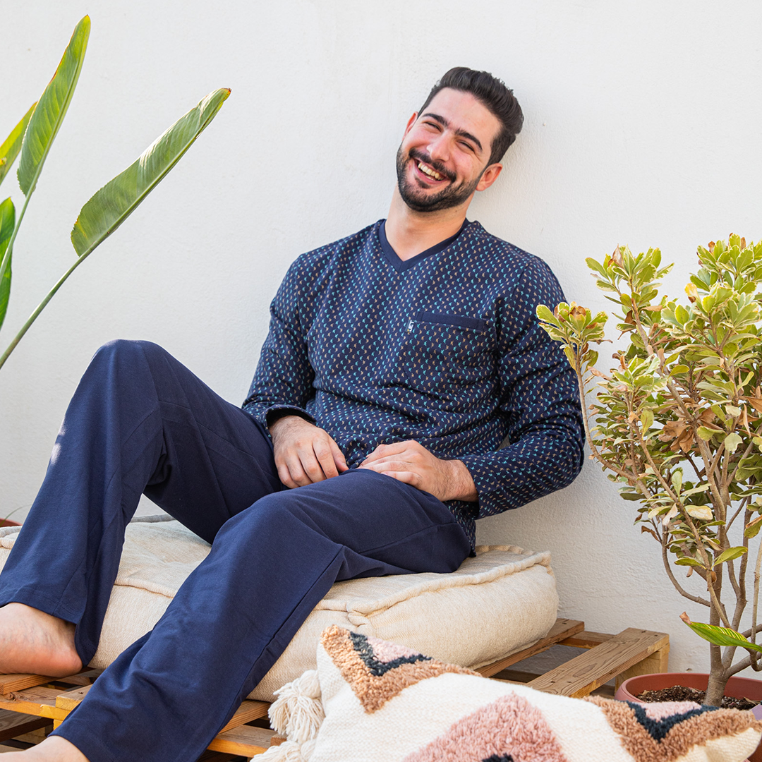 Milton printed V chest pocket men's pajamas