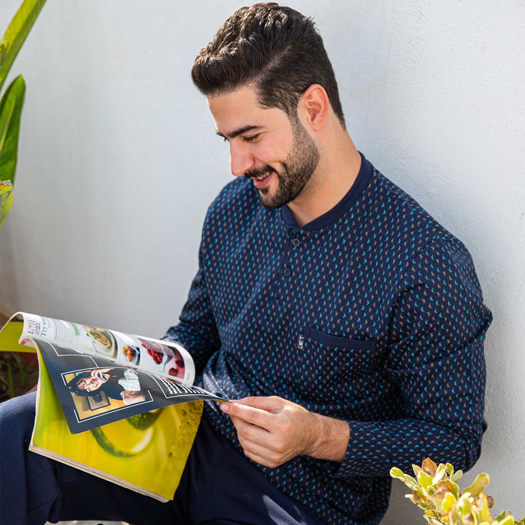 Milton men's pajamas with buttons printed on the chest