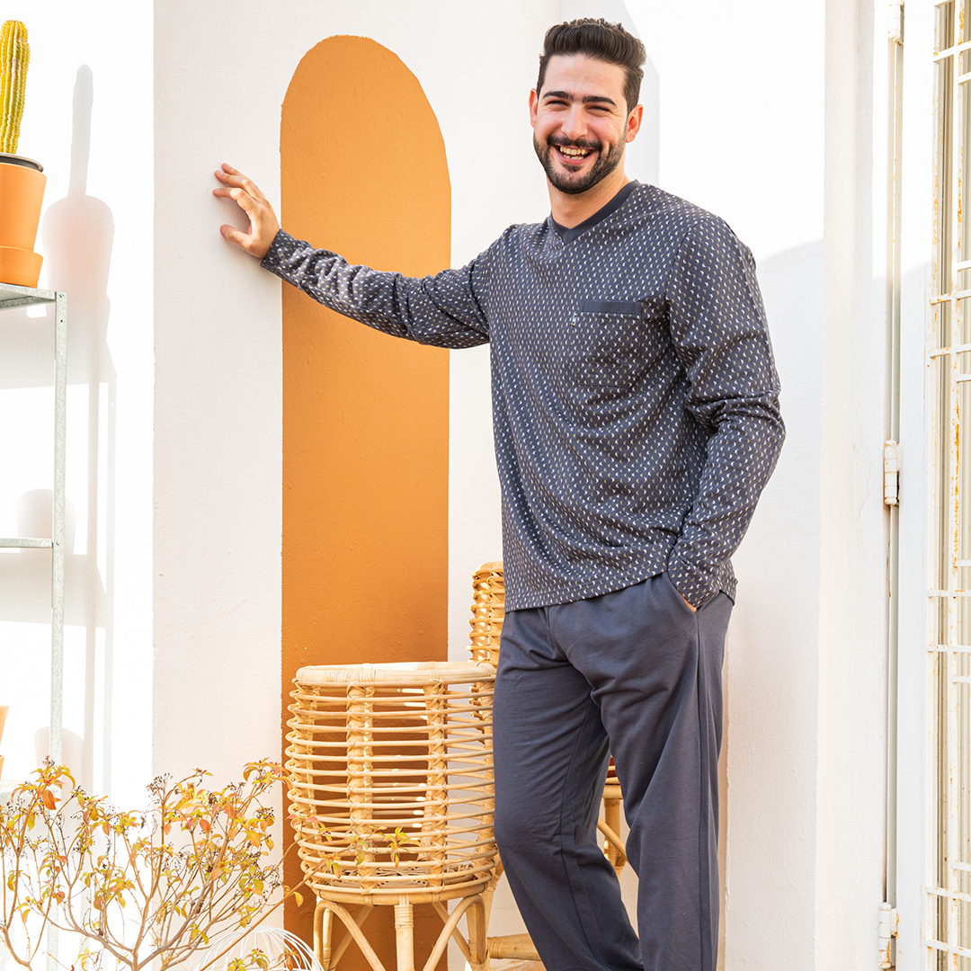 Milton printed V chest pocket men's pajamas