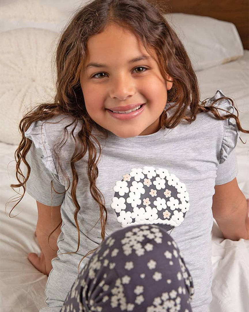 Girl's pajamas in color