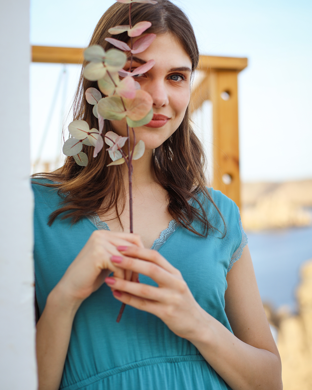 نايت شيرت حريمي بدانتيل مودال ليكرا