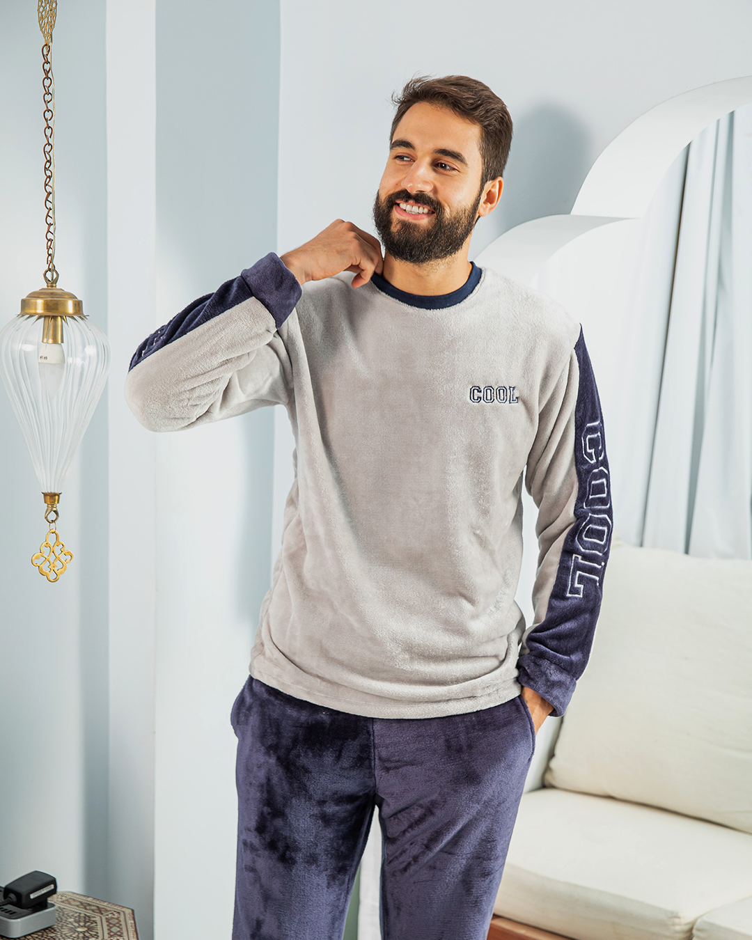 cool بيجامه رجالي راوند بولار مطرز