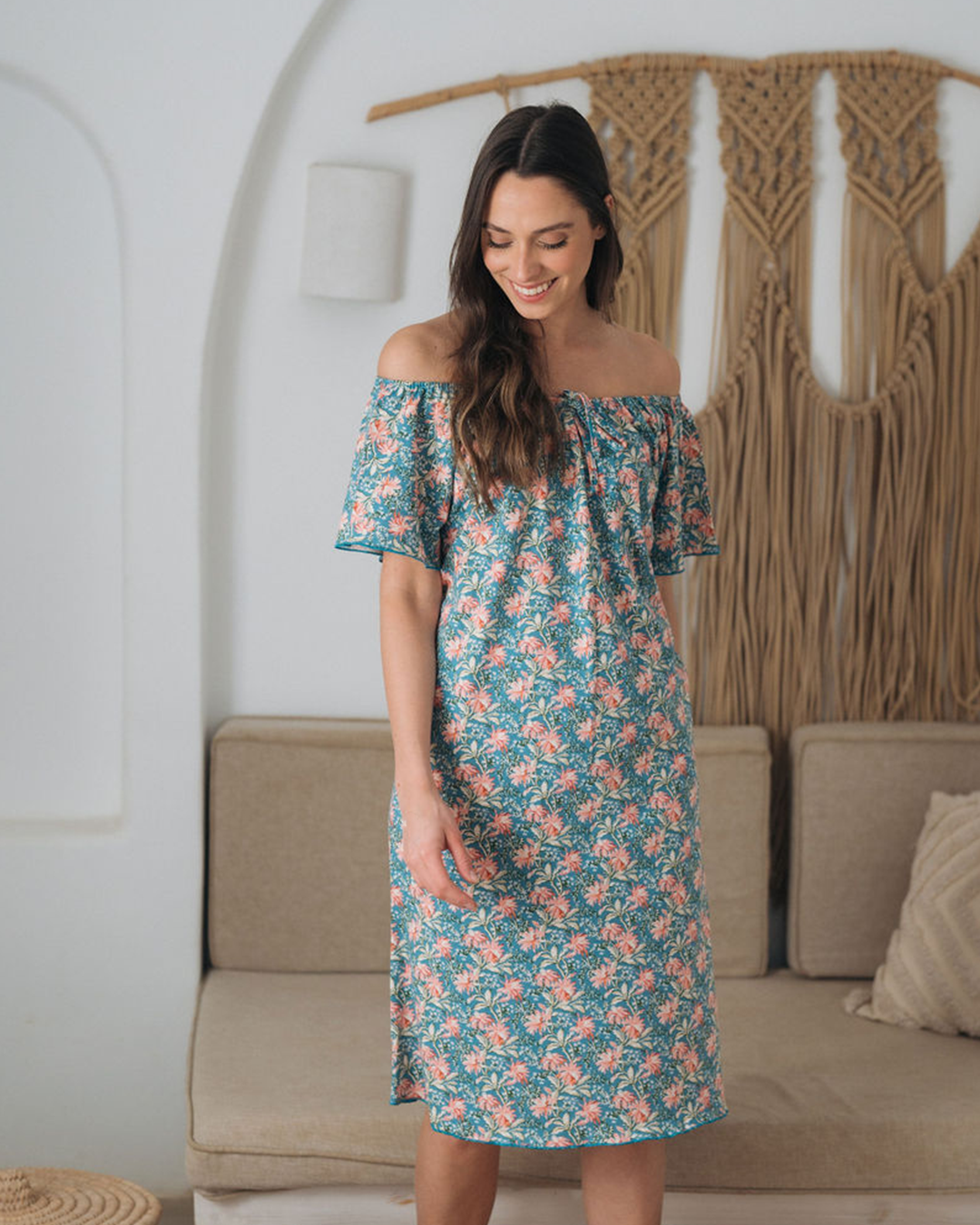 Women's shirt with half sleeves, short sleeves, flowers