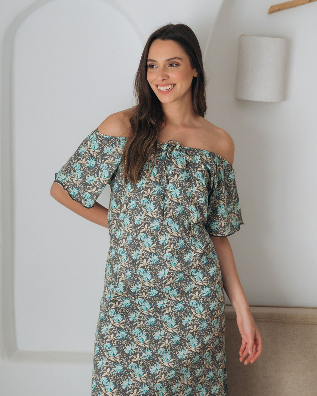 Women's shirt with half sleeves, short sleeves, flowers